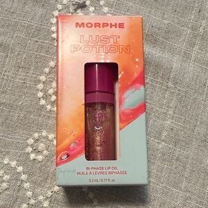 Morphe lust potion bi-phase lip oil in passionfruit scent